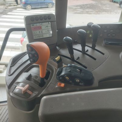 JOHN DEERE 6630 PREMIUM-2009