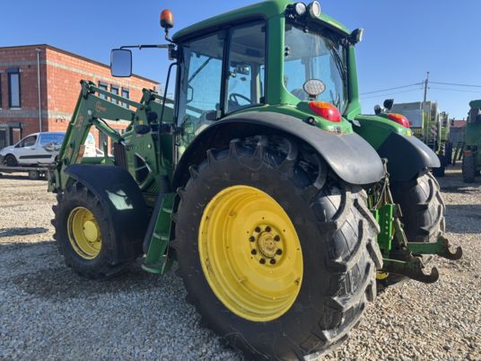 JOHN DEERE 6630 PREMIUM – 135 ch - Chargeur frontal