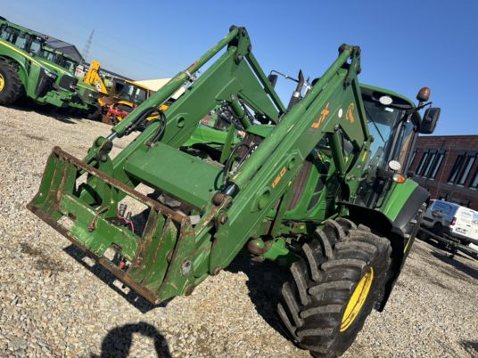 JOHN DEERE 6630 PREMIUM – 135 ch - Chargeur frontal