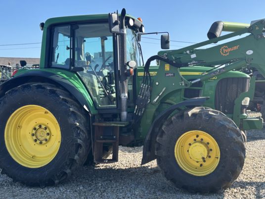 JOHN DEERE 6630 PREMIUM – 135 ch - Chargeur frontal