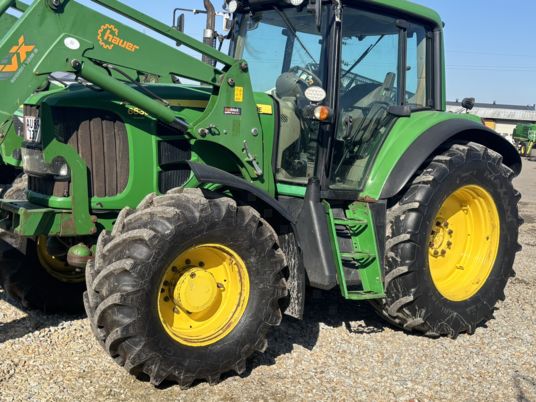 JOHN DEERE 6630 PREMIUM – 135 ch - Chargeur frontal