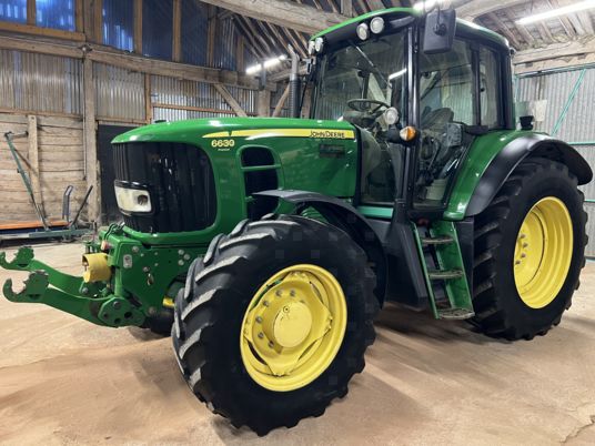JOHN DEERE 6630 PREMIUM – Performance, confort et fiabilité 