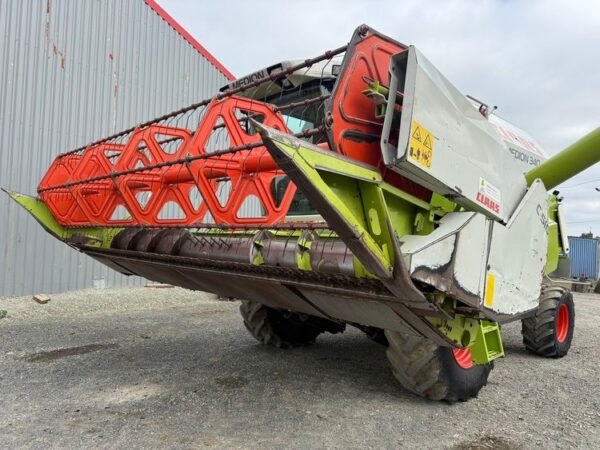 5a242f55-a6c0-4b4c-85cd-cad5569b2695 Moissonneuse-batteuse CCLAAS MEDION 340