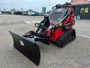 MINI-CHARGEUR SUR CHENILLES BEISER – 830 KG – 13 CH – NEUF